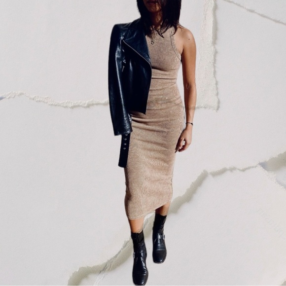 Elegant Tan Sleeveless Dress - Picture 2 of 2